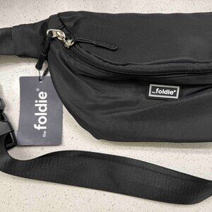 Foldie Black Crossbody NWT • Lightweight Anti-Theft Bag